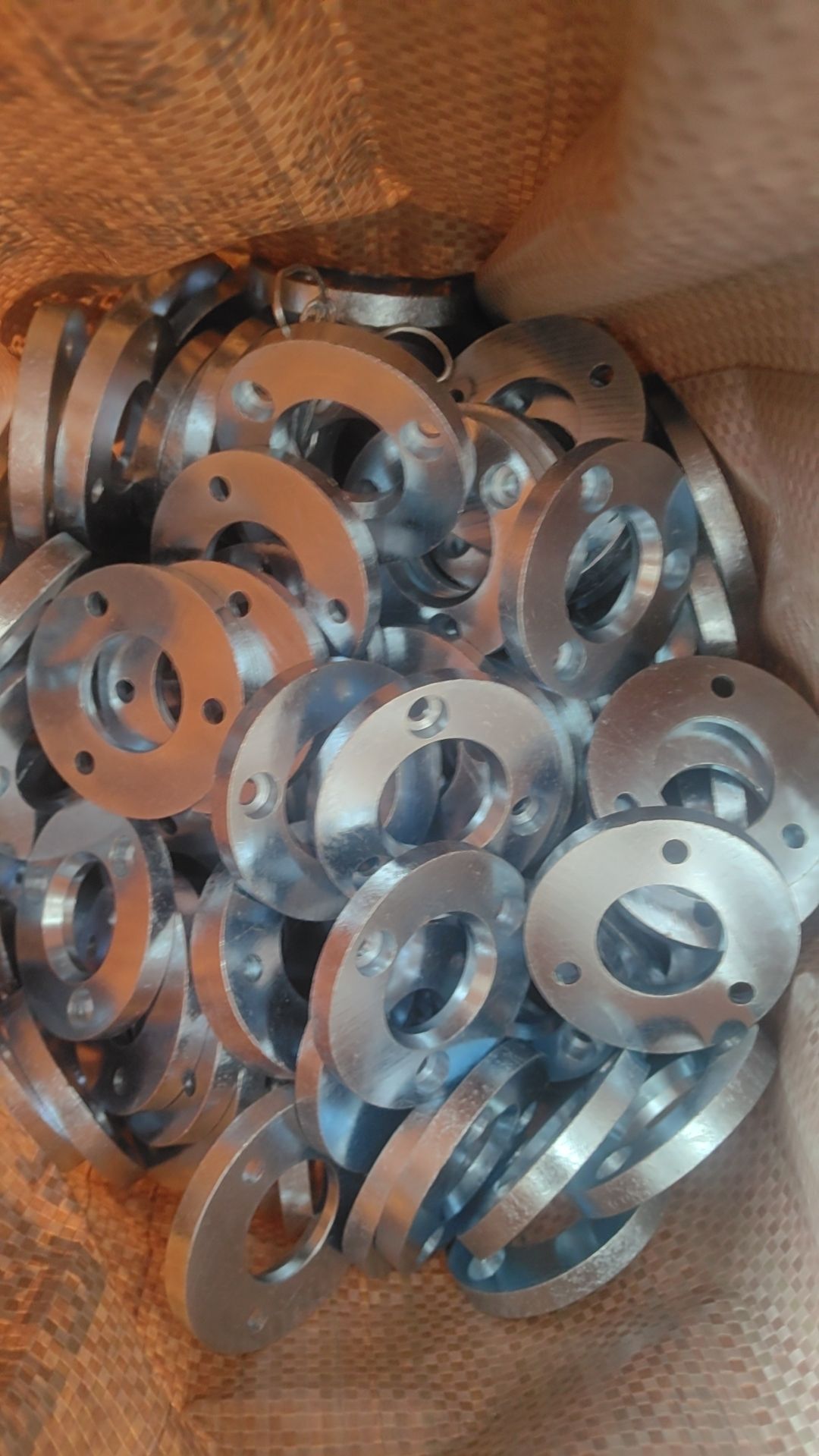 Non-standard Fastener 20 thumbnail